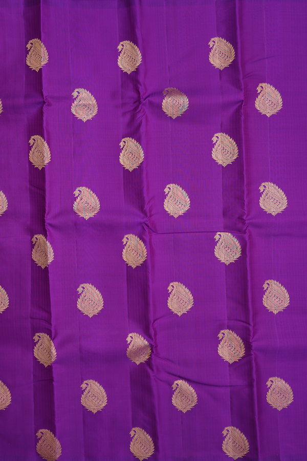 Kanchipuram Silk Saree In Purple With Paisley Motifs