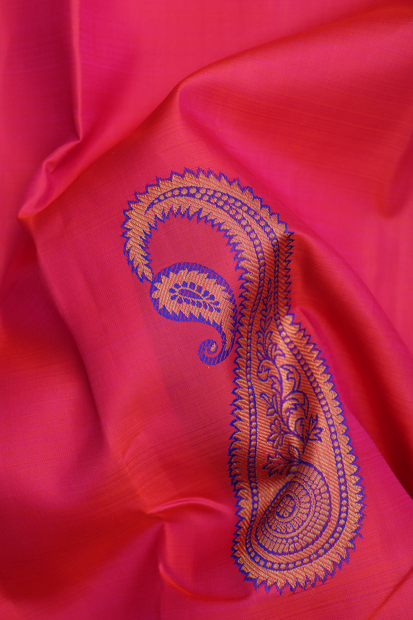 Kanchipuram Silk Saree In Rani Pink With Paisley Design