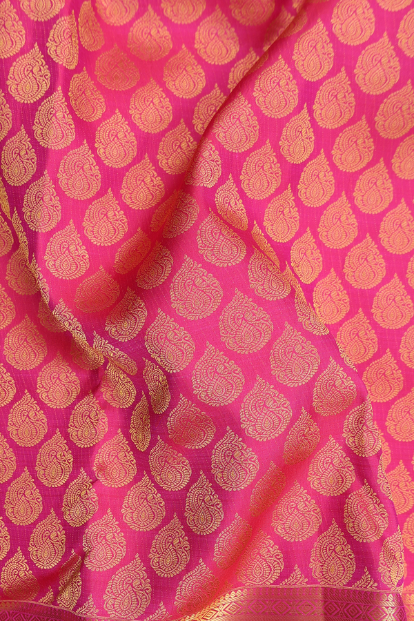 Kanchipuram Silk Saree In Rani Pink With Thilagam Buttas