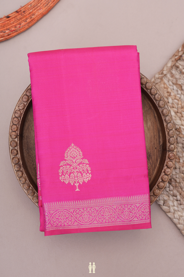 Kanchipuram Silk Saree In Rani Pink With Tree Buttas