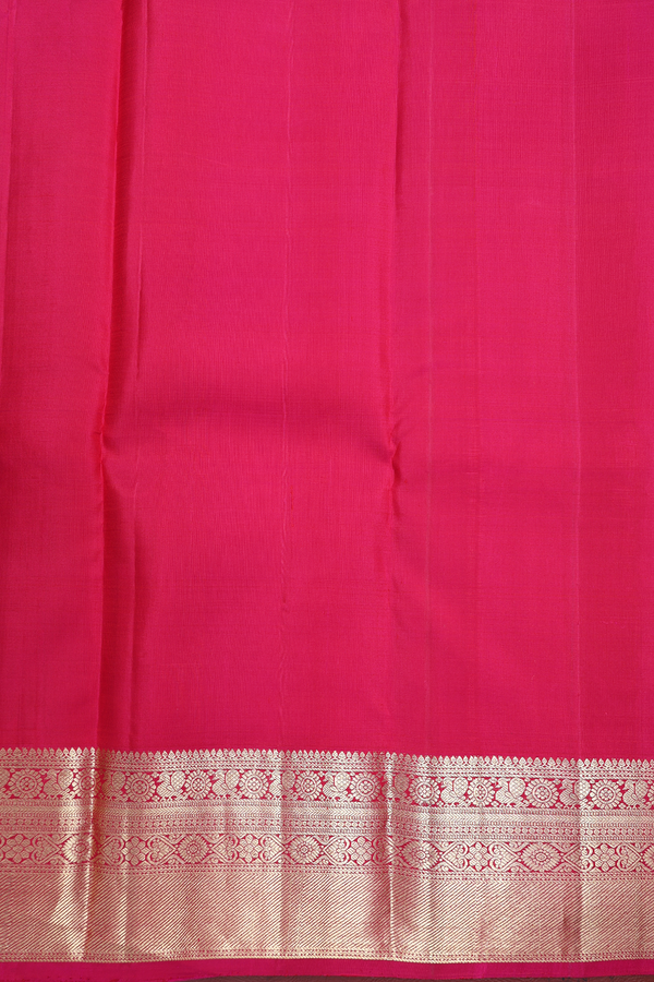 Kanchipuram Silk Saree In Red And Green With Checks Design