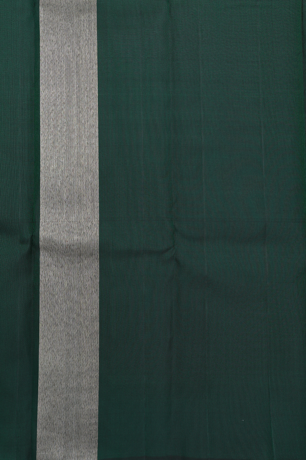 Kanchipuram Silk Saree In Red And Green With Step Border