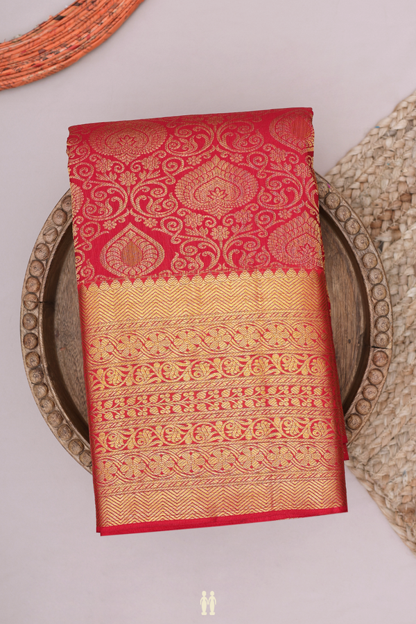 Kanchipuram Silk Saree In Red With Brocade Design