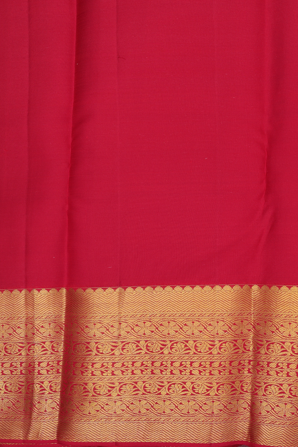 Kanchipuram Silk Saree In Red With Brocade Design