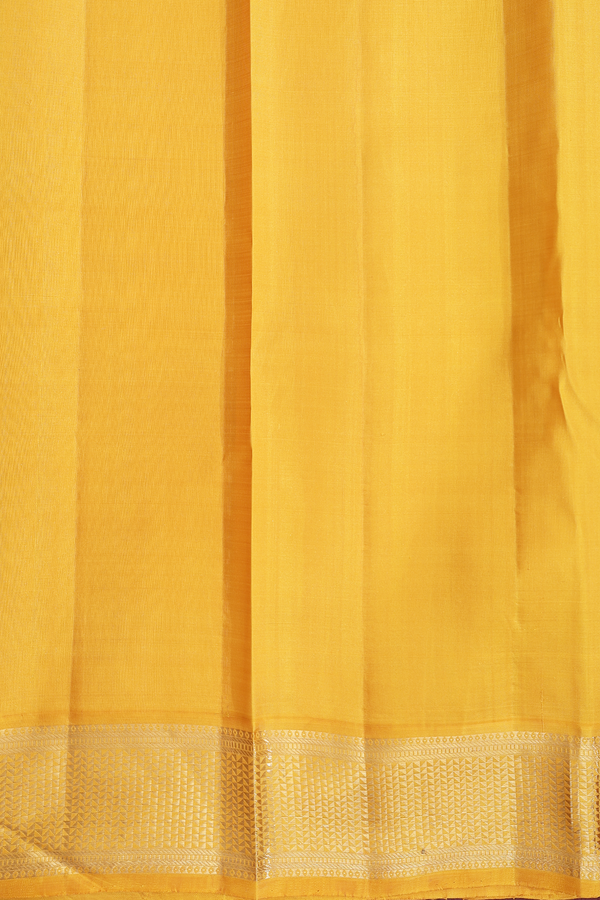 Kanchipuram Silk Saree In Red With Brocade Design