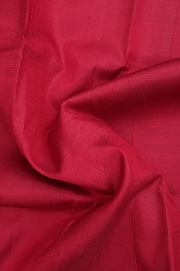 Kanchipuram Silk Saree In Red With Contrast Border