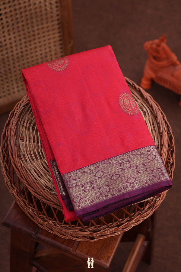 Kanchipuram Silk Saree In Red With Jacquard Pattern