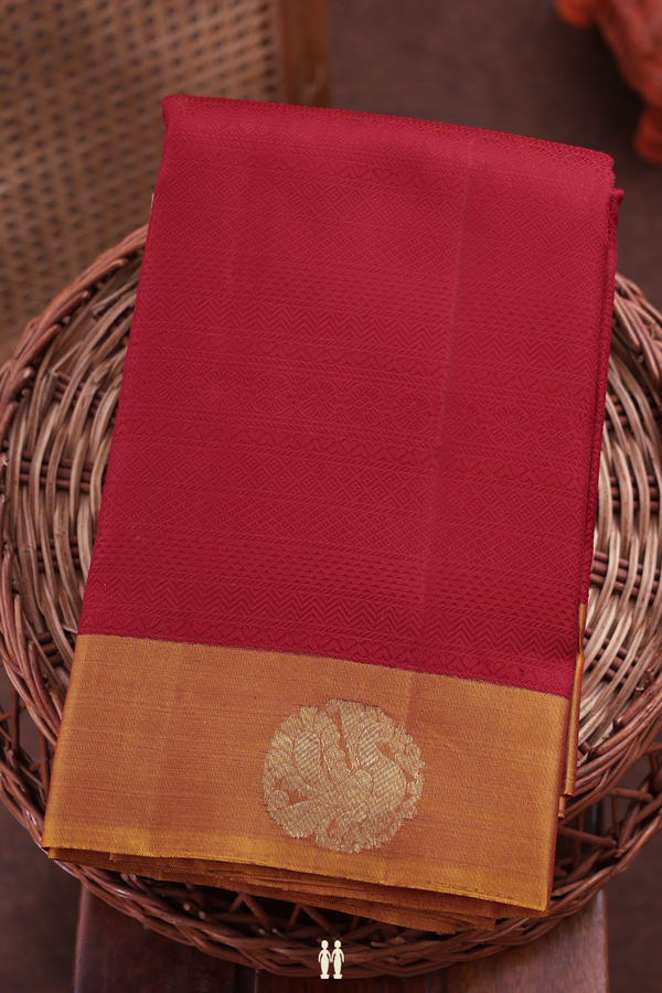 Kanchipuram Silk Saree In Red With Jacquard Pattern