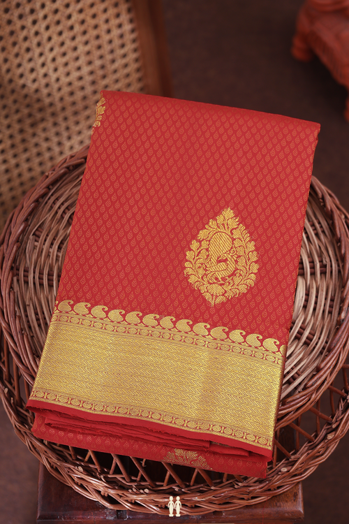 Kanchipuram Silk Saree In Red With Jacquard Pattern