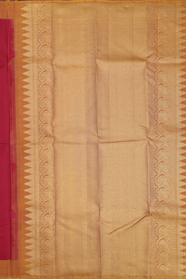 Kanchipuram Silk Saree In Red With Jacquard Pattern