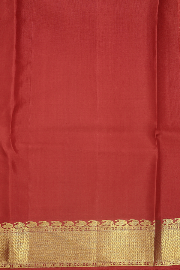 Kanchipuram Silk Saree In Red With Jacquard Pattern