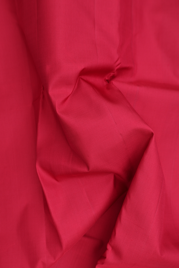 Kanchipuram Silk Saree In Red With Peacock Border
