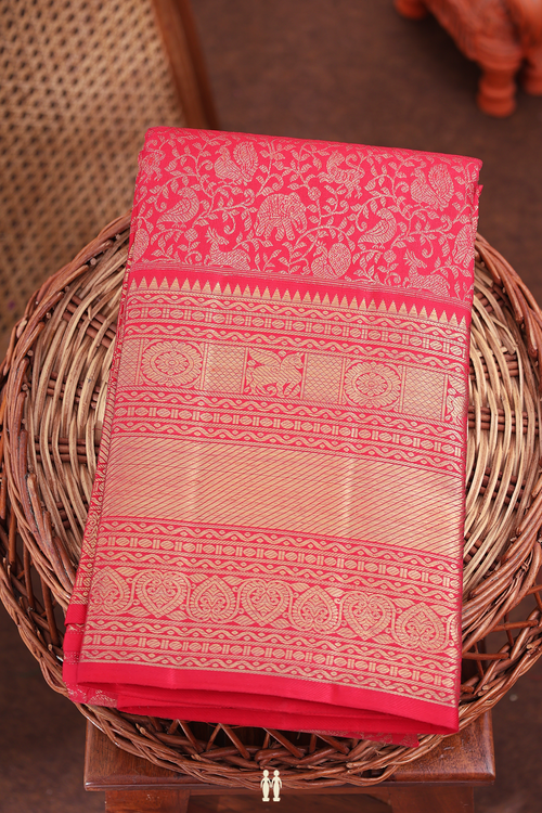 Kanchipuram Silk Saree In Red With Vanasingaram Design
