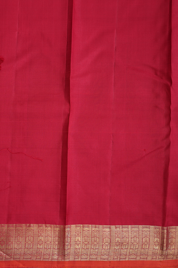 Kanchipuram Silk Saree In Red With Zari Buttas
