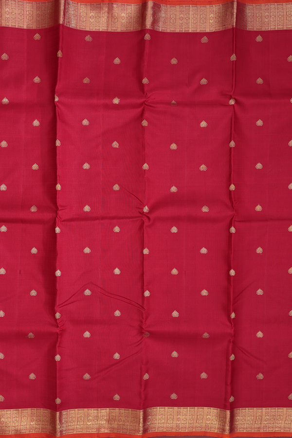 Kanchipuram Silk Saree In Red With Zari Buttas