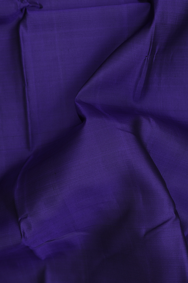Kanchipuram Silk Saree In Royal Blue With Chevron Border