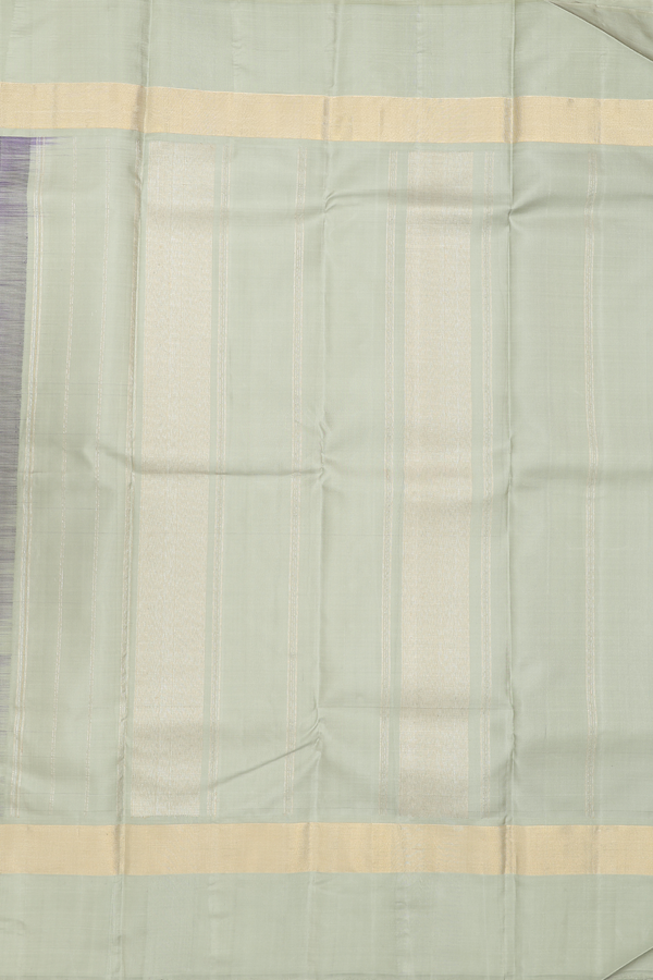 Kanchipuram Silk Saree In Navy Blue With Contrast Border