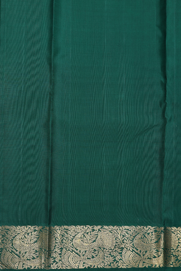 Kanchipuram Silk Saree In Royal Blue With Contrast Border