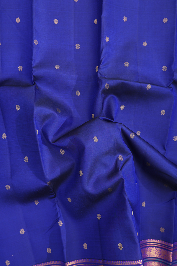 Kanchipuram Silk Saree In Royal Blue With Floral Buttas