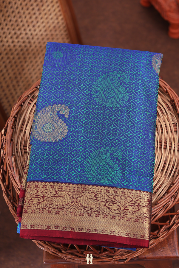 Kanchipuram Silk Saree In Royal Blue With Jacquard Pattern
