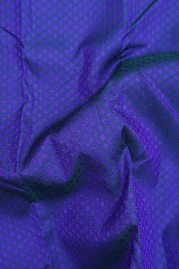Kanchipuram Silk Saree In Royal Blue With Jacquard Pattern
