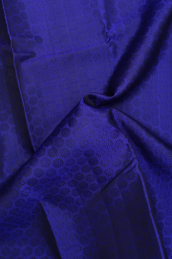 Kanchipuram Silk Saree In Royal Blue With Jacquard Pattern