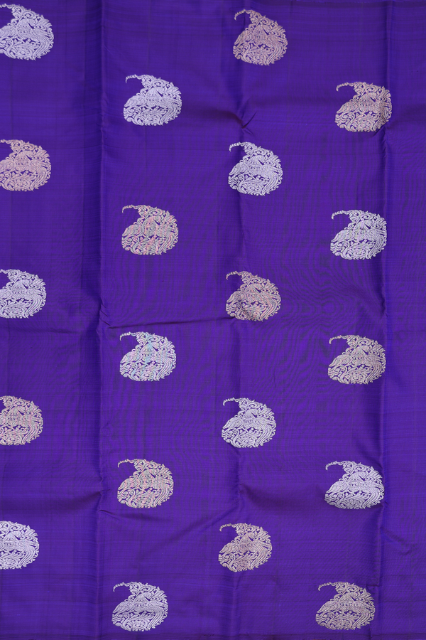Kanchipuram Silk Saree In Royal Blue With Paisley Motifs