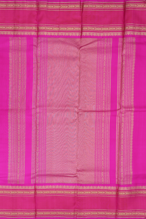 Kanchipuram Silk Saree In Royal Blue With Peacock Buttas