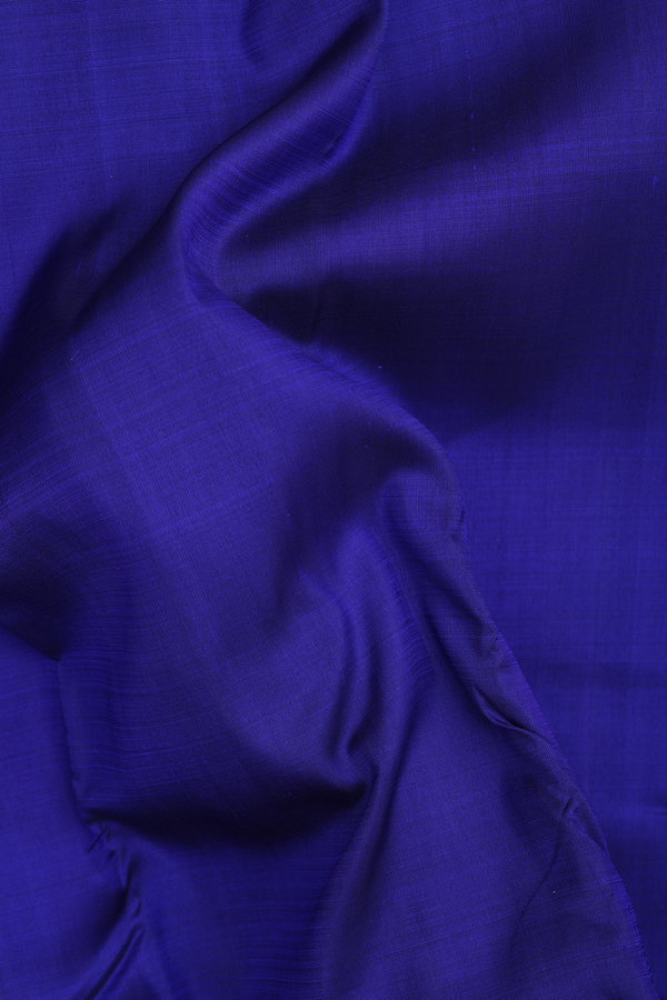 Kanchipuram Silk Saree In Royal Blue With Stripes Border