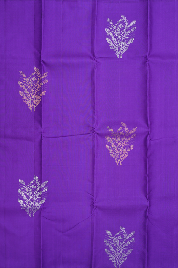 Kanchipuram Silk Saree In Royal Blue With Zari Design