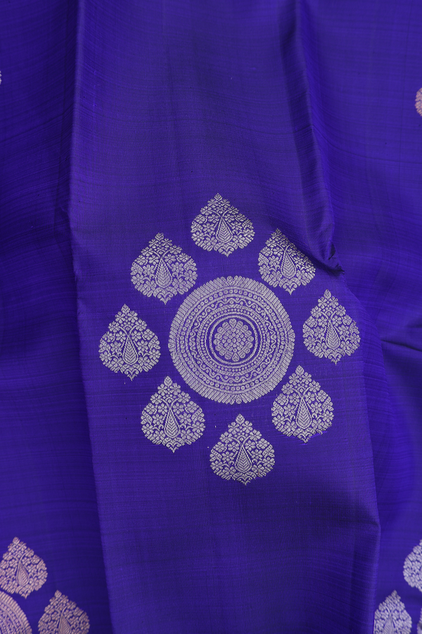 Kanchipuram Silk Saree In Royal Blue With Zari Design