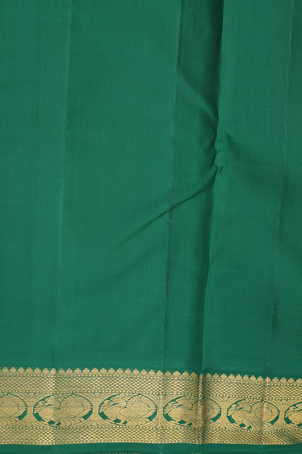 Kanchipuram Silk Saree In Royal Orange With Korvai Border