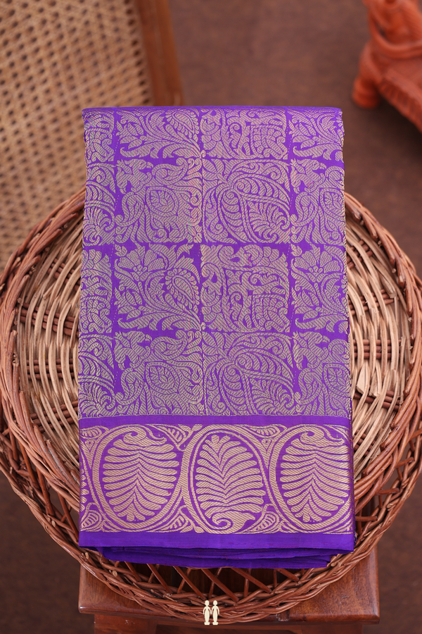 Kanchipuram Silk Saree In Royal Purple With Brocade Design