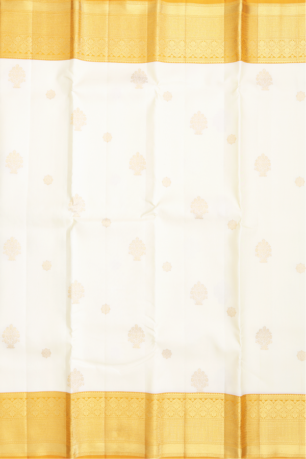 Kanchipuram Silk Saree In White  With Floral Buttas