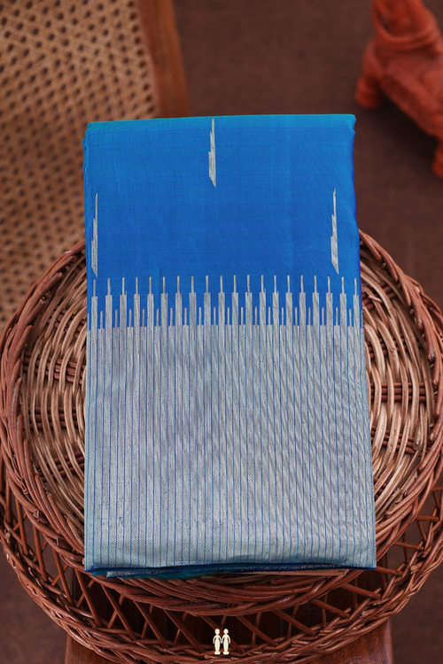 Kanchipuram Silk Saree In Teal Blue With Malli Moggu Buttas