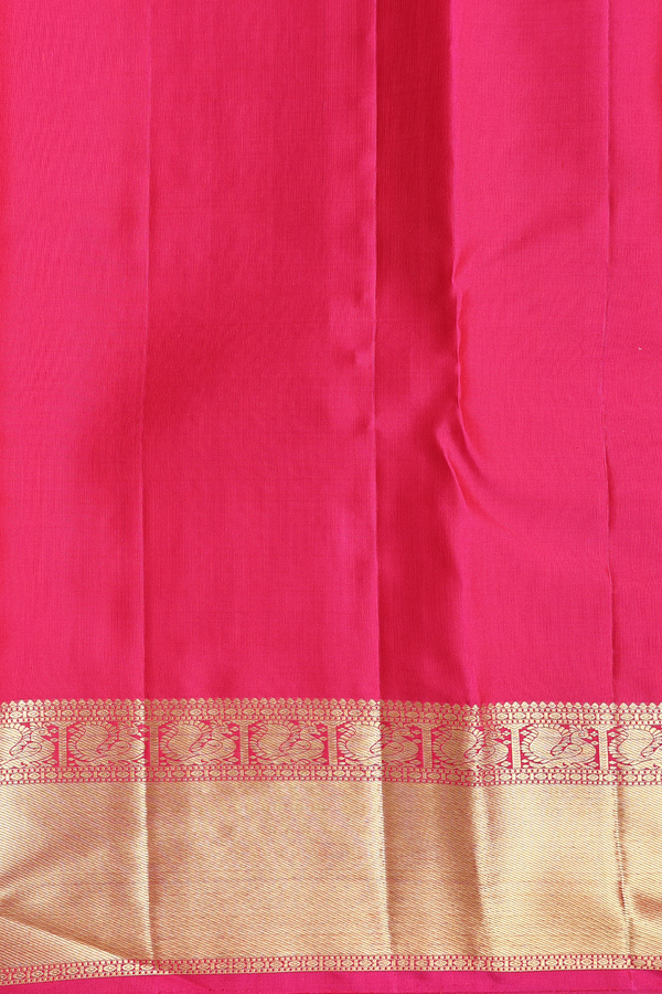 Kanchipuram Silk Saree In Sage Green With Checks Design