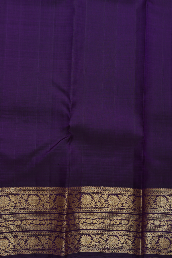 Kanchipuram Silk Saree In Sage Green With Peacock Buttas