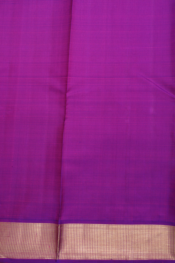 Kanchipuram Silk Saree In Scarlet Red With Brocade Design