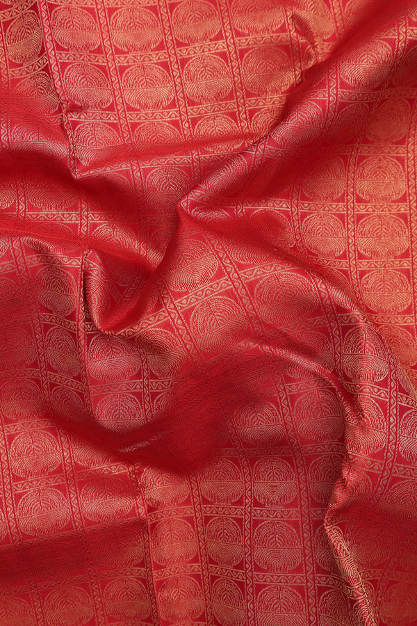 Kanchipuram Silk Saree In Scarlet Red With Brocade Design