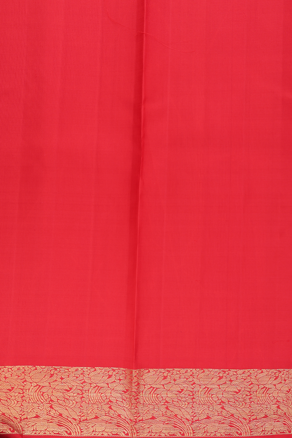 Kanchipuram Silk Saree In Scarlet Red With Floral Buttas