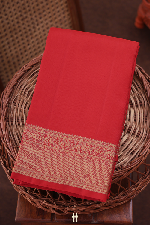 Kanchipuram Silk Saree In Scarlet Red With Zari Border