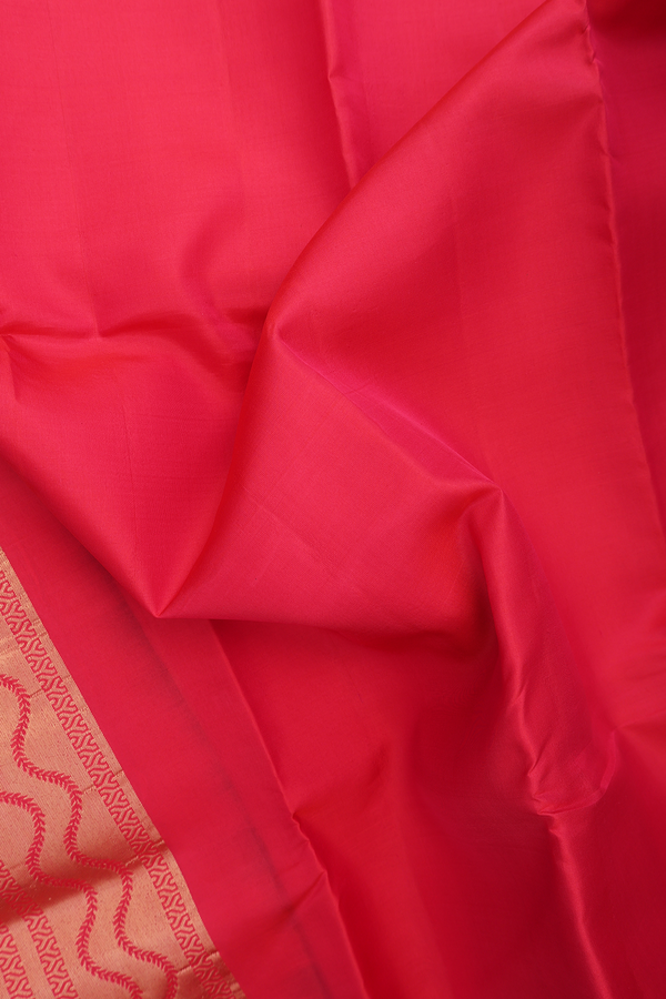 Kanchipuram Silk Saree In Scarlet Red With Zari Border