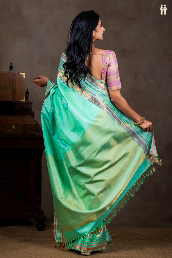 Kanchipuram Silk Saree In Sea Green With Floral Buttas
