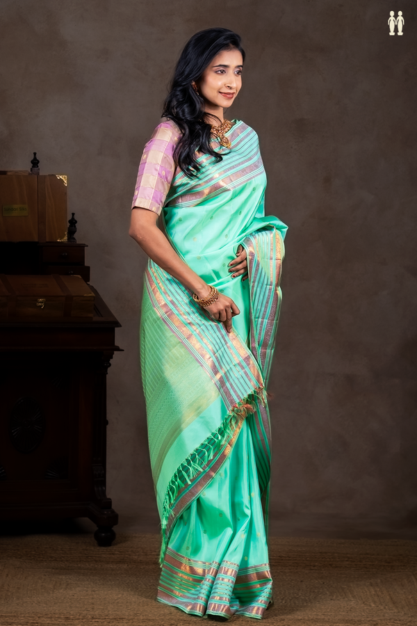 Kanchipuram Silk Saree In Sea Green With Floral Buttas