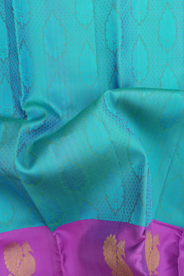 Kanchipuram Silk Saree In Turkish Blue With Jacquard Pattern