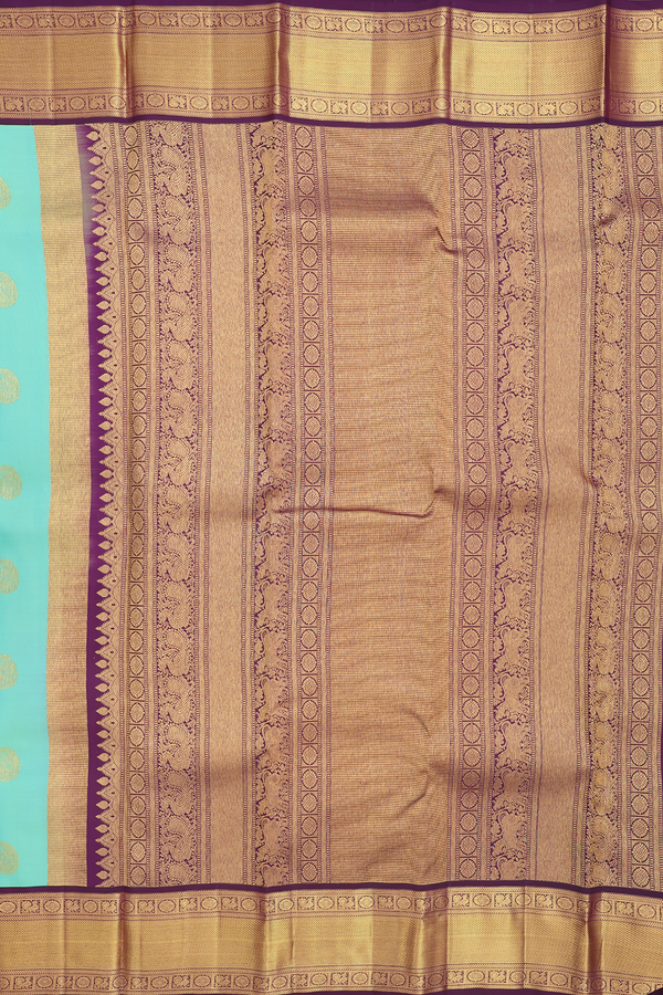 Kanchipuram Silk Saree In Seafoam Green With Paisley Buttas