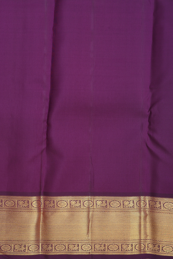 Kanchipuram Silk Saree In Seafoam Green With Paisley Buttas