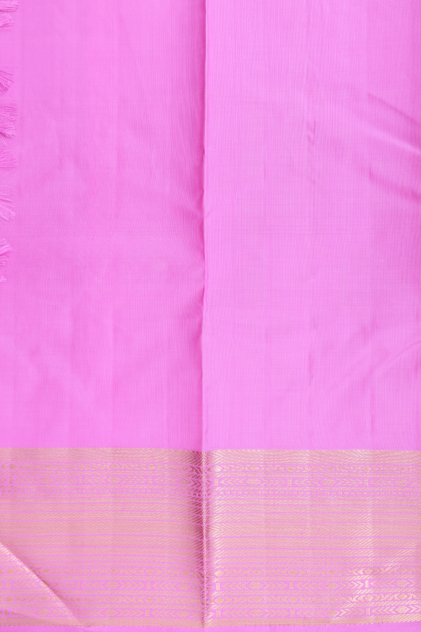 Kanchipuram Silk Saree In Shades Of Pink With Checks Design