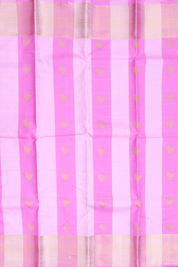 Kanchipuram Silk Saree In Shades Of Pink With Checks Design
