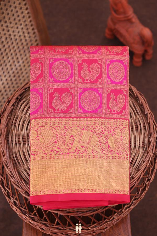 Kanchipuram Silk Saree In Shades Of Pink With Peacock Design